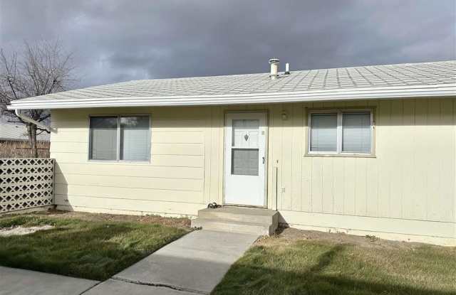 716 E 5th St - 716 East 5th Street, Powell, WY 82435