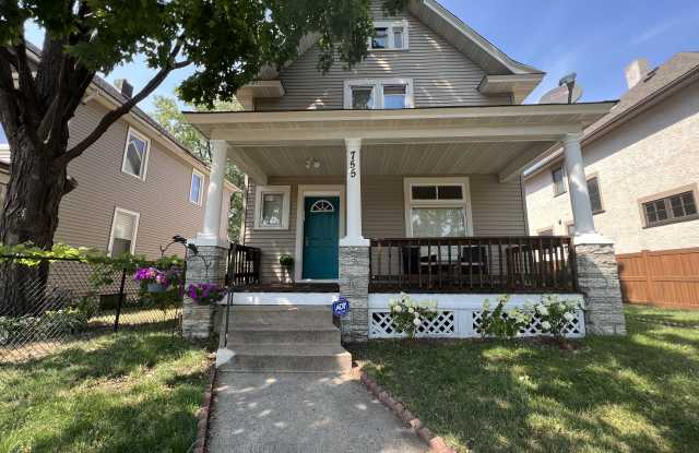 755 Aurora Ave photos photos