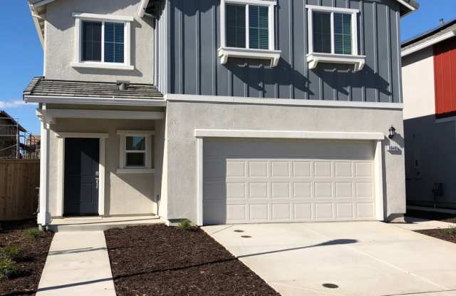 Modern, Energy Effeicent, Low-Maintenance 5 Bedroom! Gallery 1