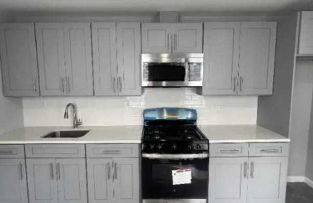 54 9th Ave photos photos