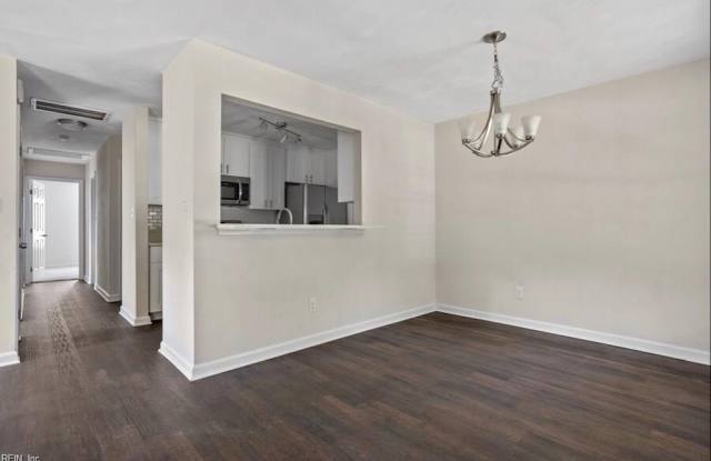 2206 Berkley Avenue photos photos