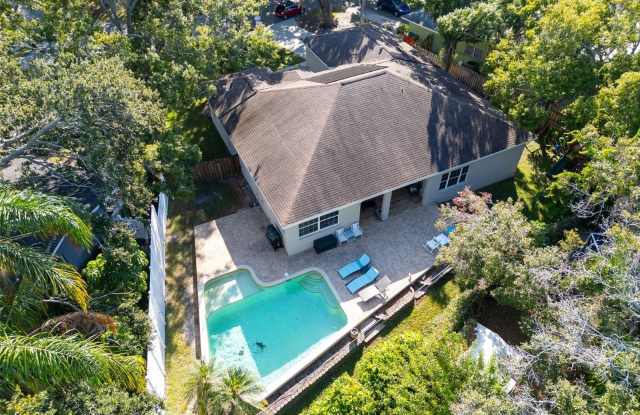 2270 BARBARA Drive Gallery 2