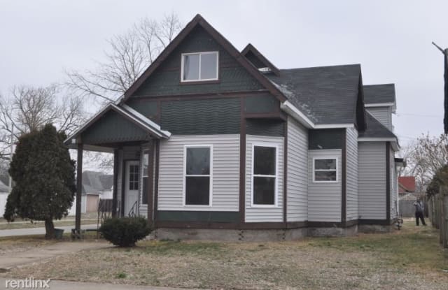 1453 Pearl St - 1453 Pearl Street, Columbus, IN 47201