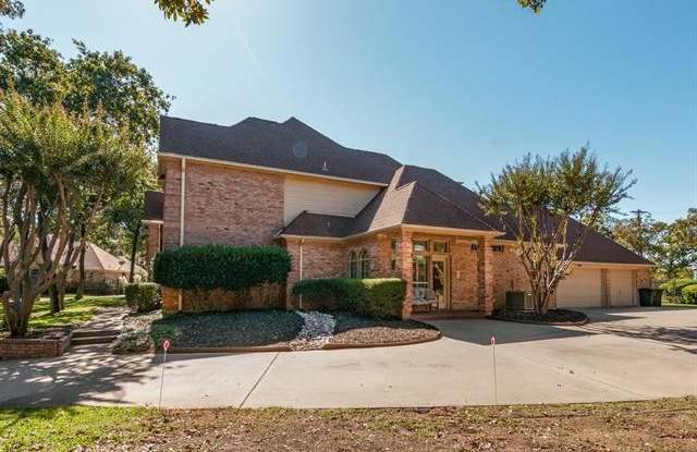 1024 N Ridge Court Gallery 3