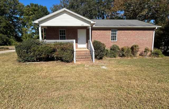 802 W Parker Rd - 802 West Parker Road, Parker, SC 29611