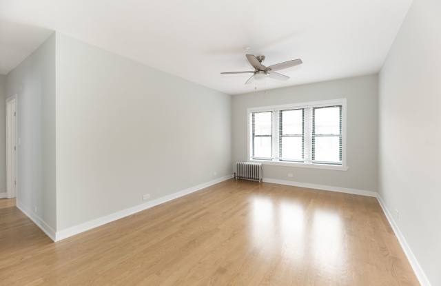 4837 North Wolcott Ave. Apt. Gallery 4