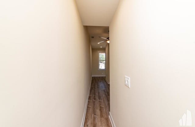1446 W Lexington, Unit 2 photos photos