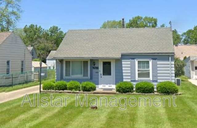 15708 Puritas Ave photos photos