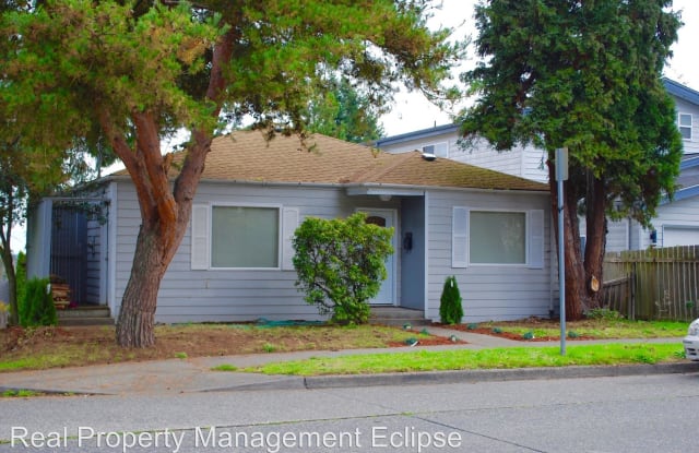 9024 15th Ave NE - 9024 15th Avenue Northeast, Seattle, WA 98115