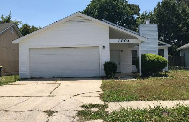 Beautiful 3 Bedroom 2 Bathroom House Off of Western Blvd. photos photos