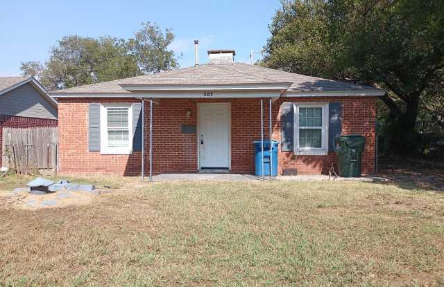Close to shopping Centers! photos photos