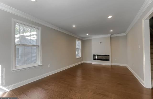678 GUNSMOKE CIRCLE Gallery 4