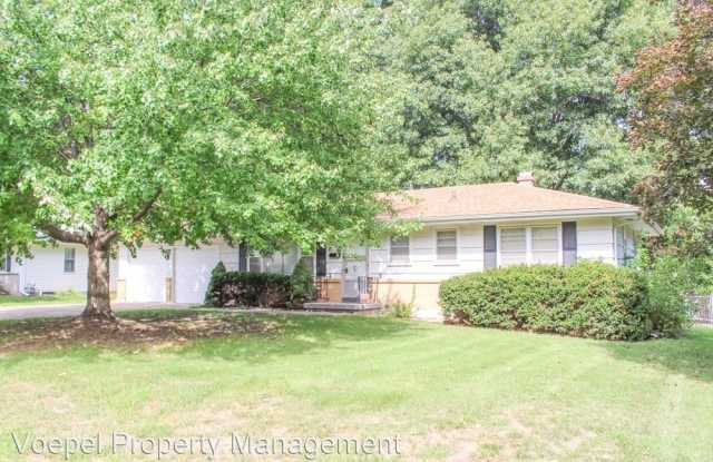 9802 E. 80th St. - 9802 East 80th Street, Raytown, MO 64138