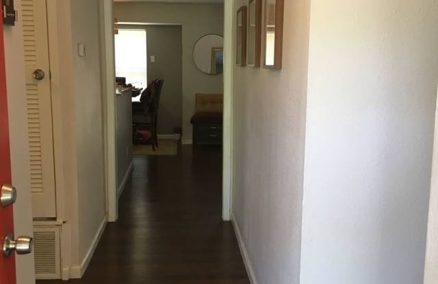 3004 Norwood Hill Road Gallery 4