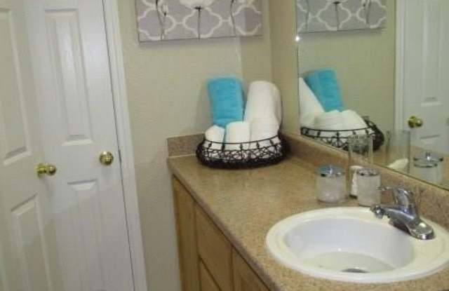 213 Bobbie Ann Court Gallery 3