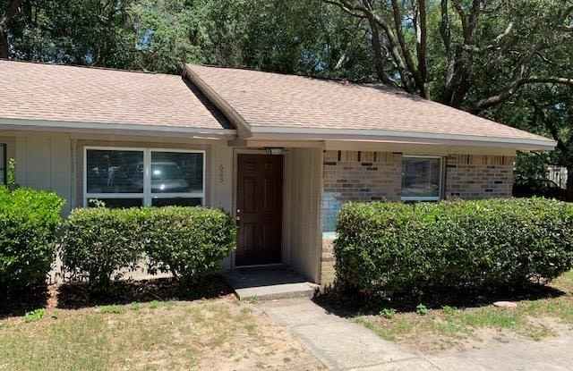623 Crestview Avenue - 623 Crestview Avenue, Okaloosa County, FL 32578 623 Crestview Avenue - 623 Crestview Avenue, Okaloosa County, FL 32578