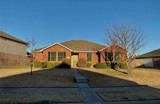 2906 Lake Vista Drive - 2906 Lake Vista Dr, Wylie, TX 75098