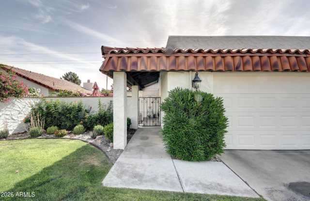 5718 N SCOTTSDALE Road Gallery 1