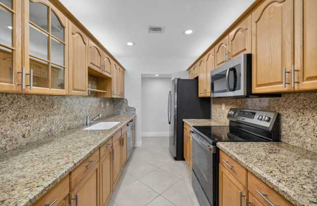 5503 Bluejack Oak Circle, Tamarac, FL 33319 photos photos