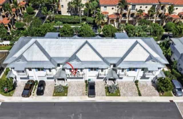 114 ROYAL PALM Circle Gallery 3