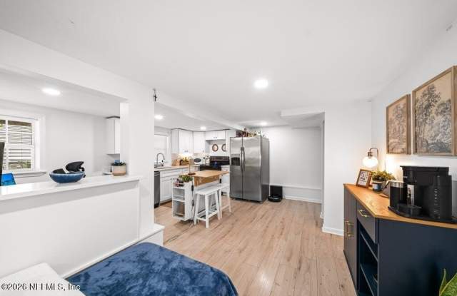457 7TH Avenue S Gallery 3