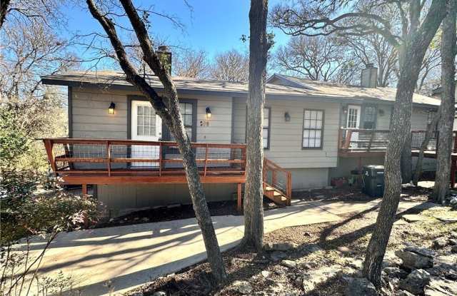 899 Hillyer Street photos photos