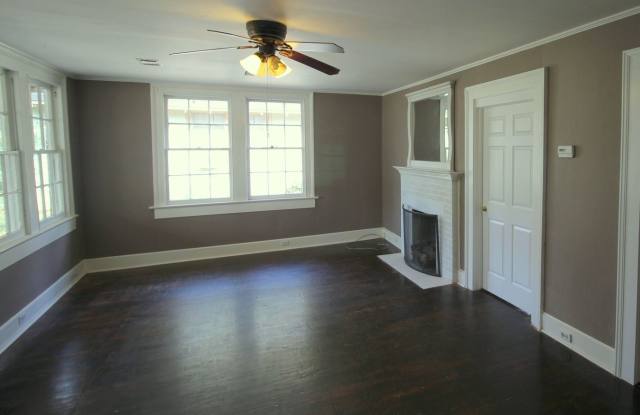 1535 St. Charles Gallery 2