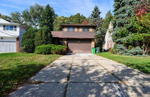 Spacious 3-Bedroom, 2-Bath Home in Euclid Gallery 4