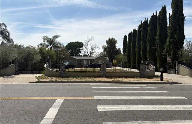 12917 Gladstone photos photos