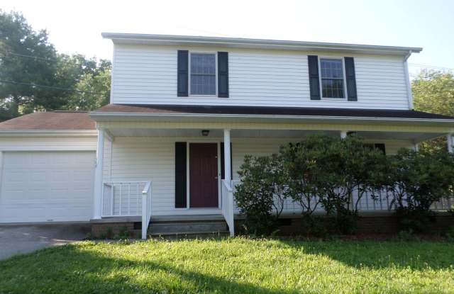 3 Bedroom 2.5 Bath House with 1 Car Garage photos photos