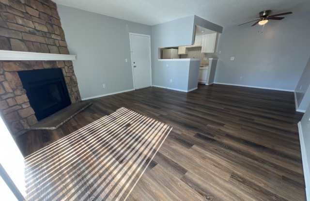 Spacious ground level 3 bedroom Condo in Robinwood! Available Now! Gallery 4