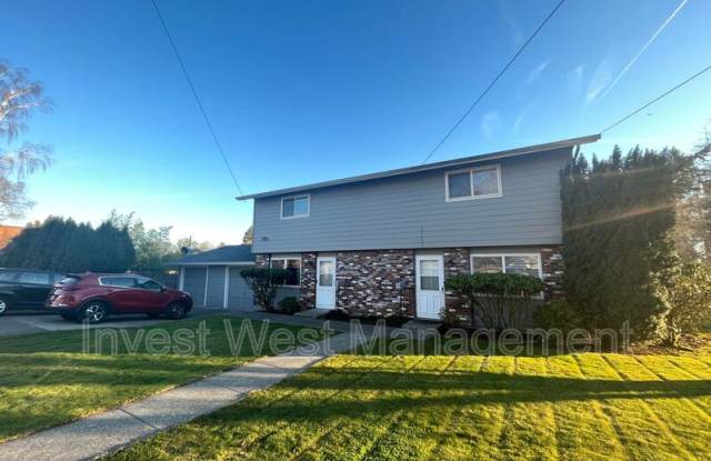 712 NE 15 Avenue photos photos
