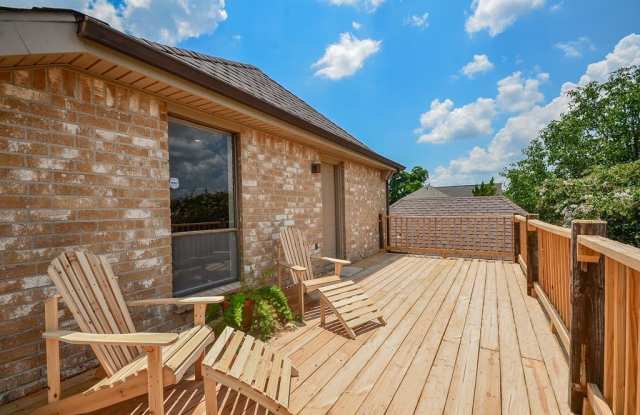 14107 Stokesmount Drive Gallery 2