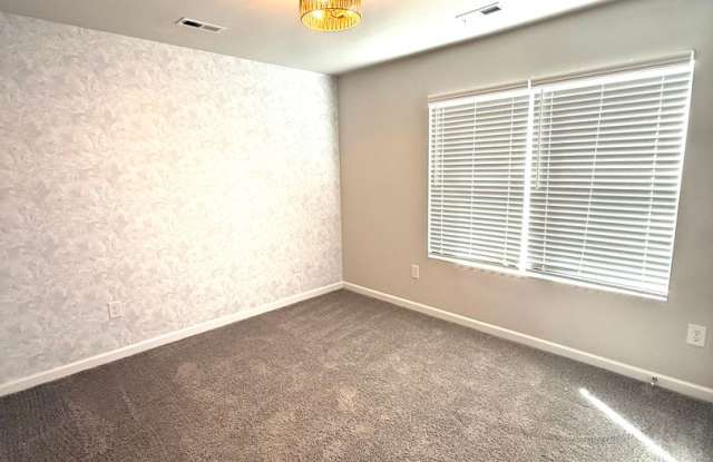 ** 3 Bed 2 Bath located in Wetumpka ** Call 334-366-9198 to schedule a self tour Gallery 4