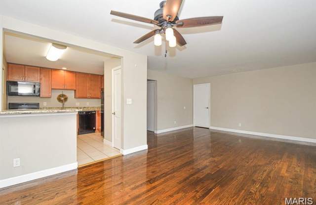 7839 Balson Avenue Gallery 4