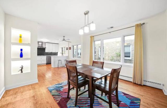 2545 West Lunt Ave. photos photos
