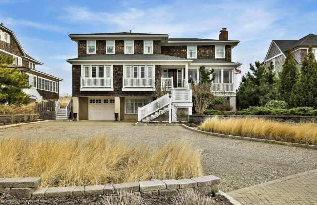 985 East Avenue - 985 East Avenue, Mantoloking, NJ 08738