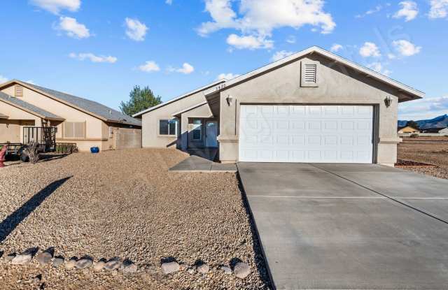 PERFECT CUL-DE-SAC HOME - 3470 North Jewel Street, Kingman, AZ 86401