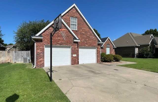 5604 S 43rd St photos photos