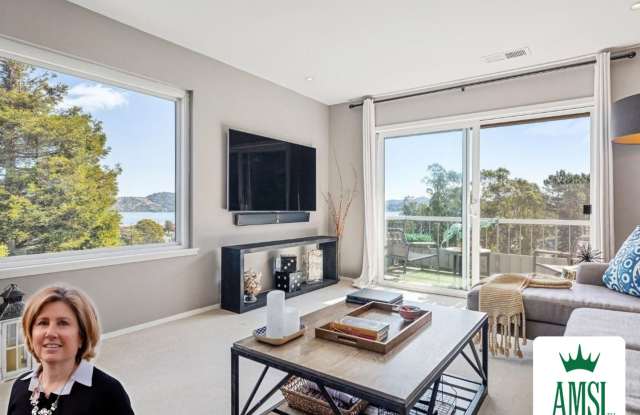 Vacation living every day. 2Bed/2Bath - 46 Anchorage Road, Sausalito, CA 94965