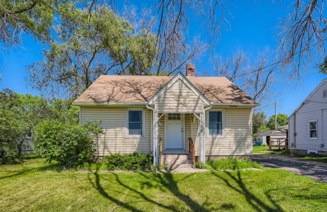 1788 Hastings Ave - 1788 Hastings Avenue, Newport, MN 55055