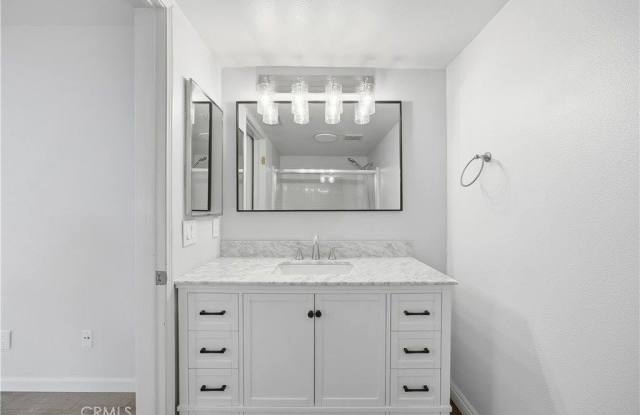 1500 East Spruce Gallery 4