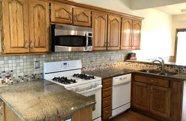 13824 West 58th Terrace - 1 Gallery 4