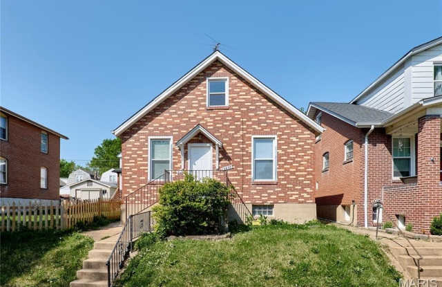 4832 Goethe Avenue photos photos