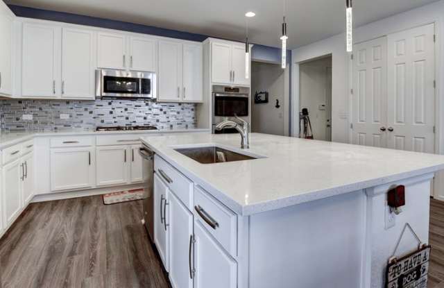 7393 Greenwater Circle Gallery 4