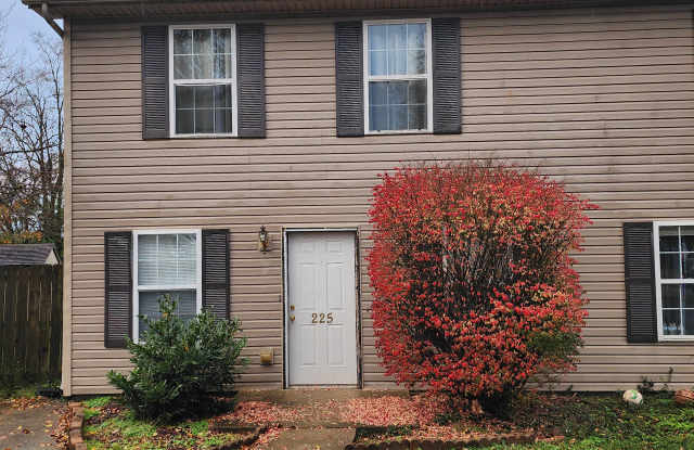 225 Maple Leaf Lane - 225 Maple Leaf Lane, Nicholasville, KY 40356