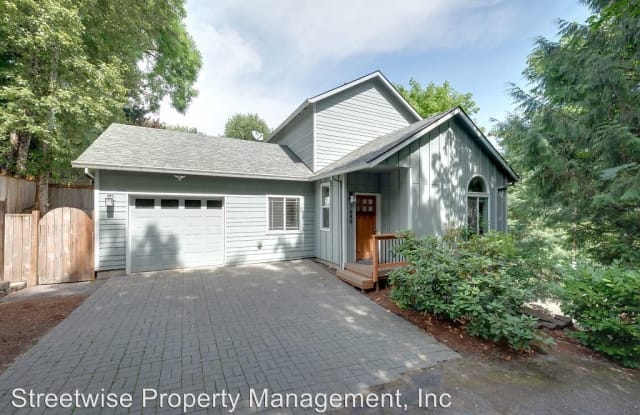 7649 SW Fulton Park Blvd - 7649 Southwest Fulton Park Boulevard, Portland, OR 97219