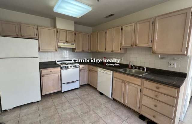 2016 Massachusetts Ave. - 2016 Massachusetts Avenue, Cambridge, MA 02140
