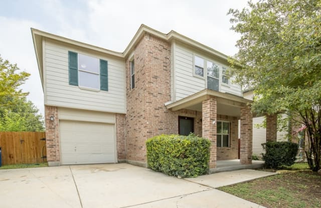 683 Cherokee Boulevard - 683 Cherokee Boulevard, New Braunfels, TX 78132