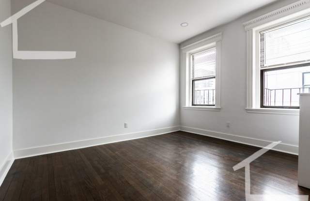 Charming apartment in Fenway Gallery 3